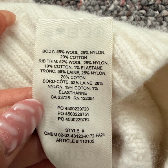 Aritzia Sunday Best Wool blend Ivory Cable Thick Knit V neck Cardigan M - Picture 12 of 12